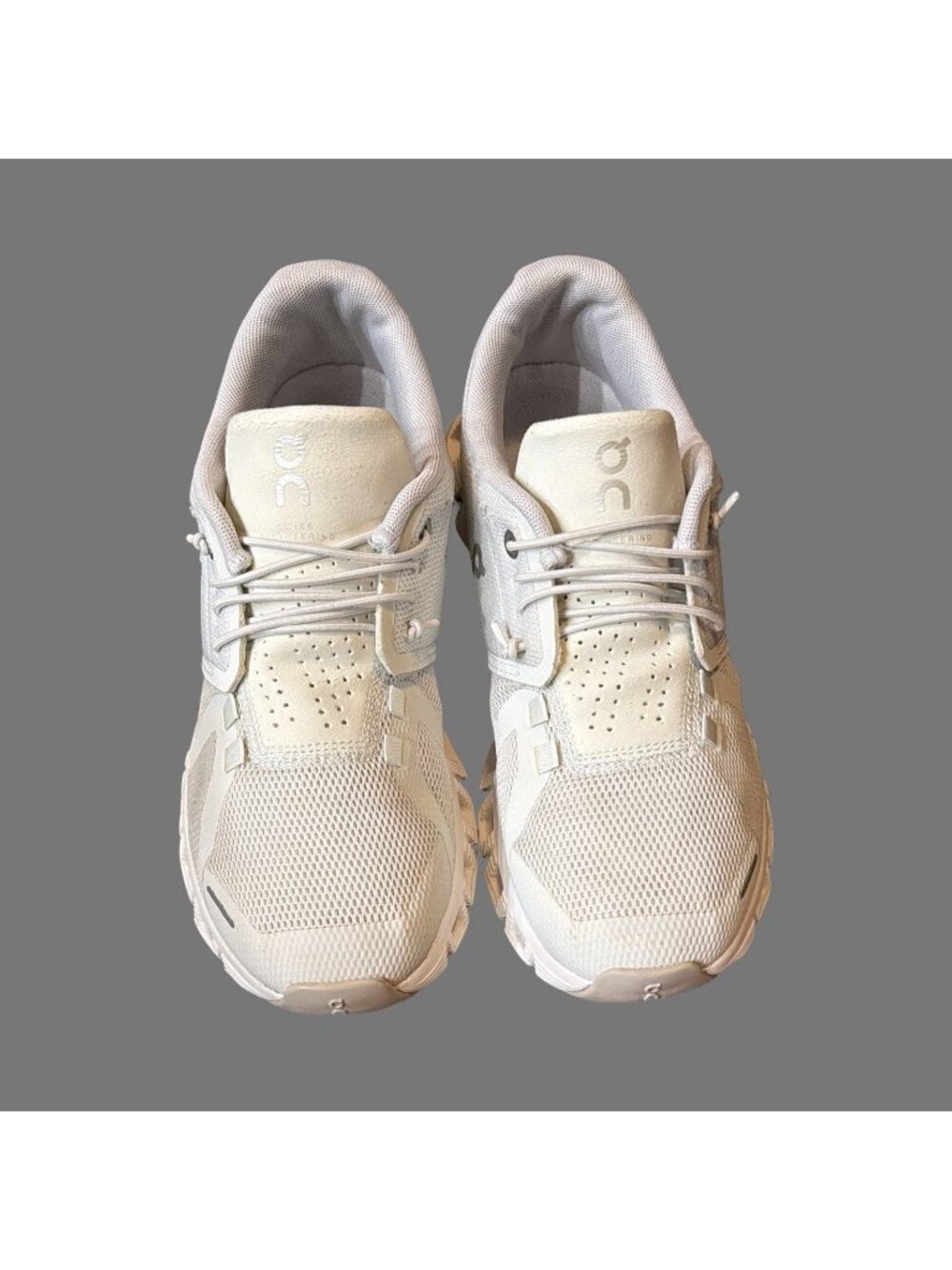 On Cloud Womens Cloud 5 White Running Shoes Size 7.5 Mesh Low Top Swiss Workout